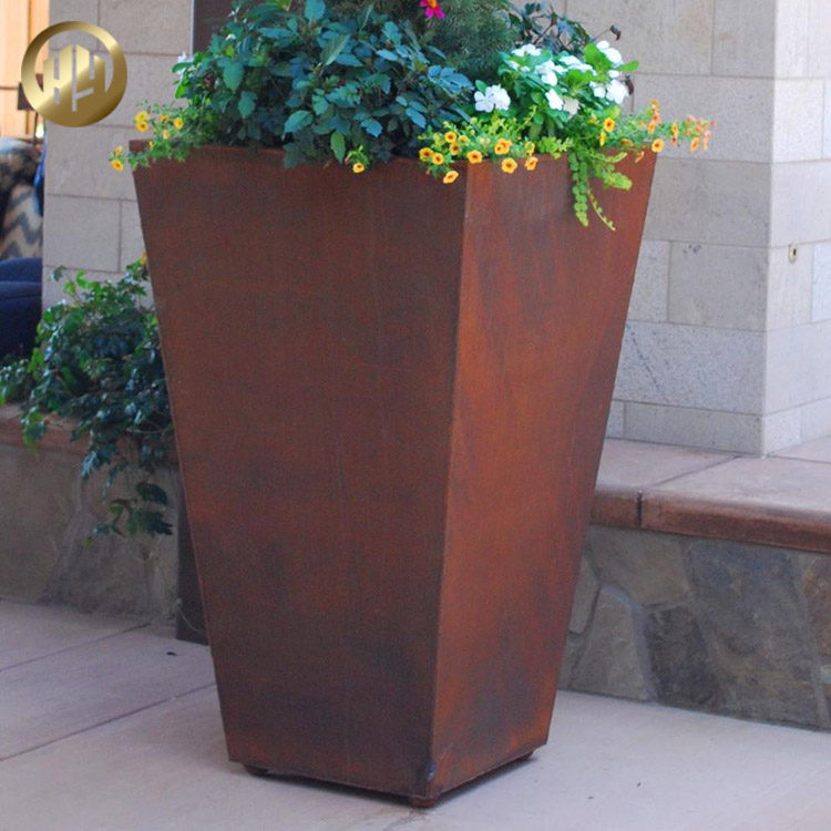 Tapered Corten Steel Metal Rusty Treatment Modern Ornaments Planter
