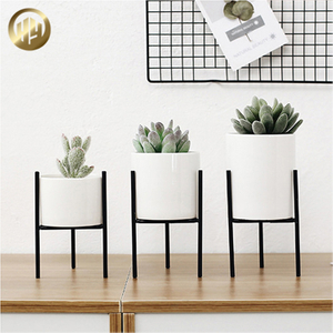 Raised Medium Metal Room Decoration Round Decoration Flower Planter