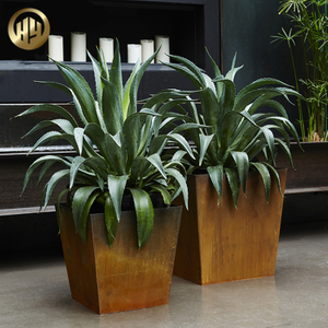 Pyramid Corten Steel Rusty Metal Decoration Medium Ornaments Planter