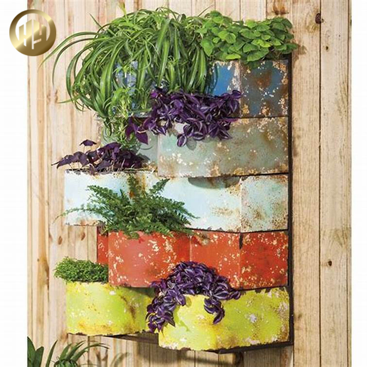 Garden Powder Coating Distinctive Flower Planter Metal Decoration Wall Pot