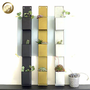 Cheap Wall Decoration Easy Install Metal Decoration Flower Planter Pot