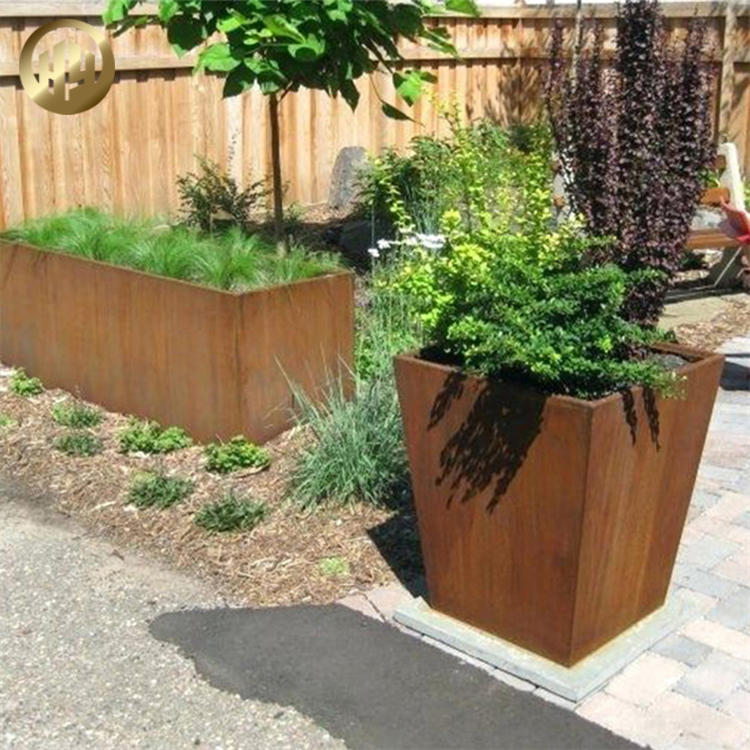 Hot Sale Medium Corten Steel Garden Decoration Tapered Metal Flower Planter