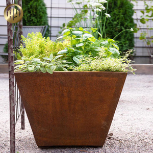 Medium Corten Steel Metal Tapered High Quality Decoration Flower Planter