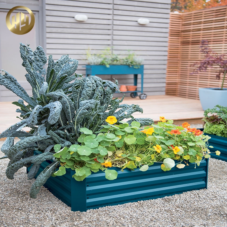 Hot Sale Garden Decoration Metal Flower Planter With Screen