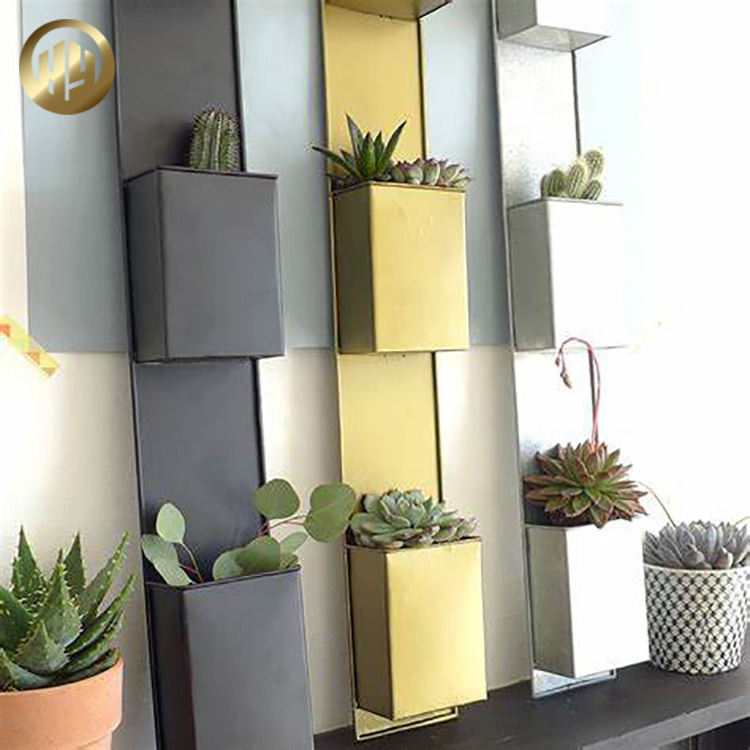 Colourful Distinctive Decoration Flower Planter Metal Wall Hanging Pots