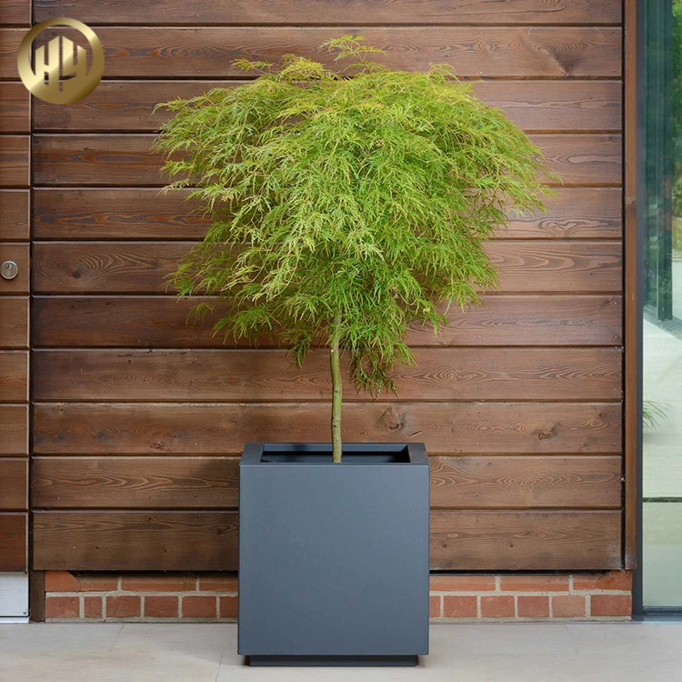 High Quality Square Design Powder Coating Metal Nursery Box Planter